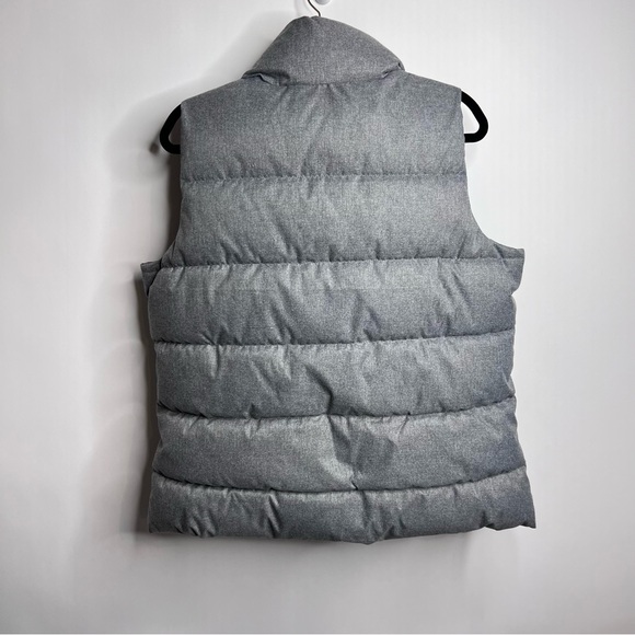 Women’s Gray L Old Navy Puffer Vest Fleece Collar snap pockets - Picture 2 of 6